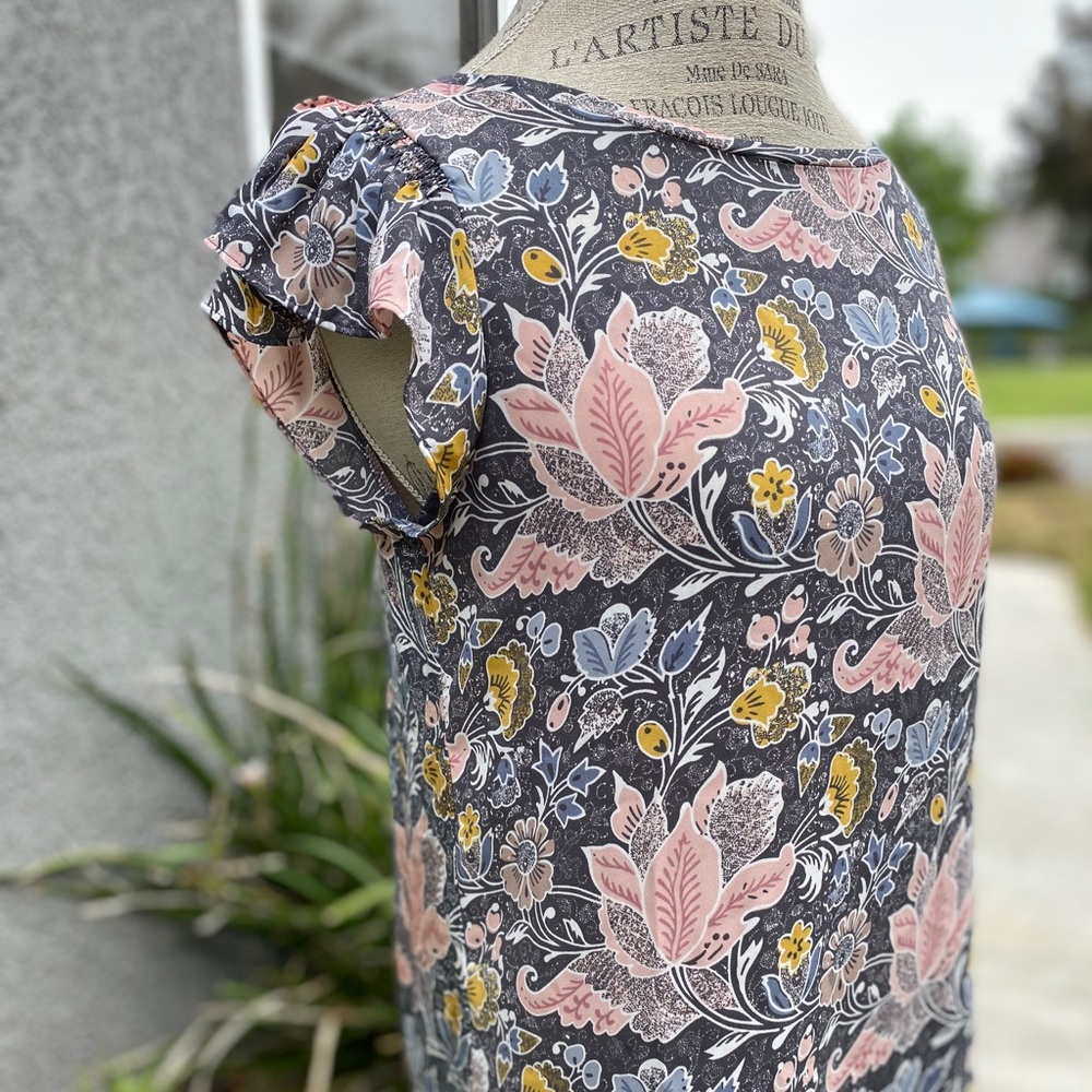🎉new listing🎉Ann Loft Blouse - Picture 7 of 16